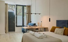 Romantic Apartment N6 Oceanografico Virkin Suites